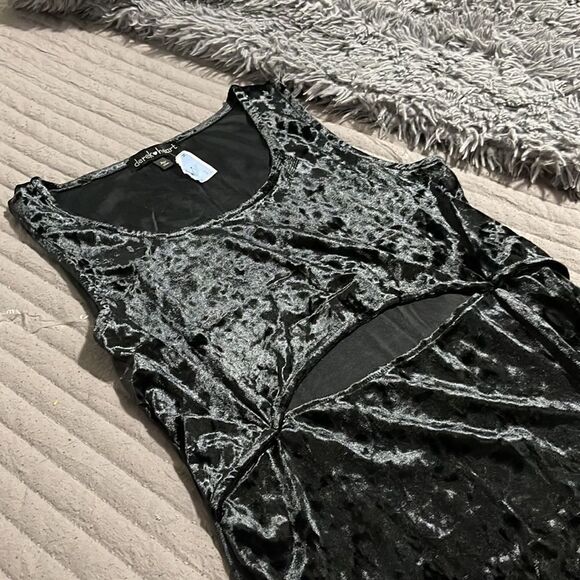 derek heart | velvet black dress - Picture 2 of 2